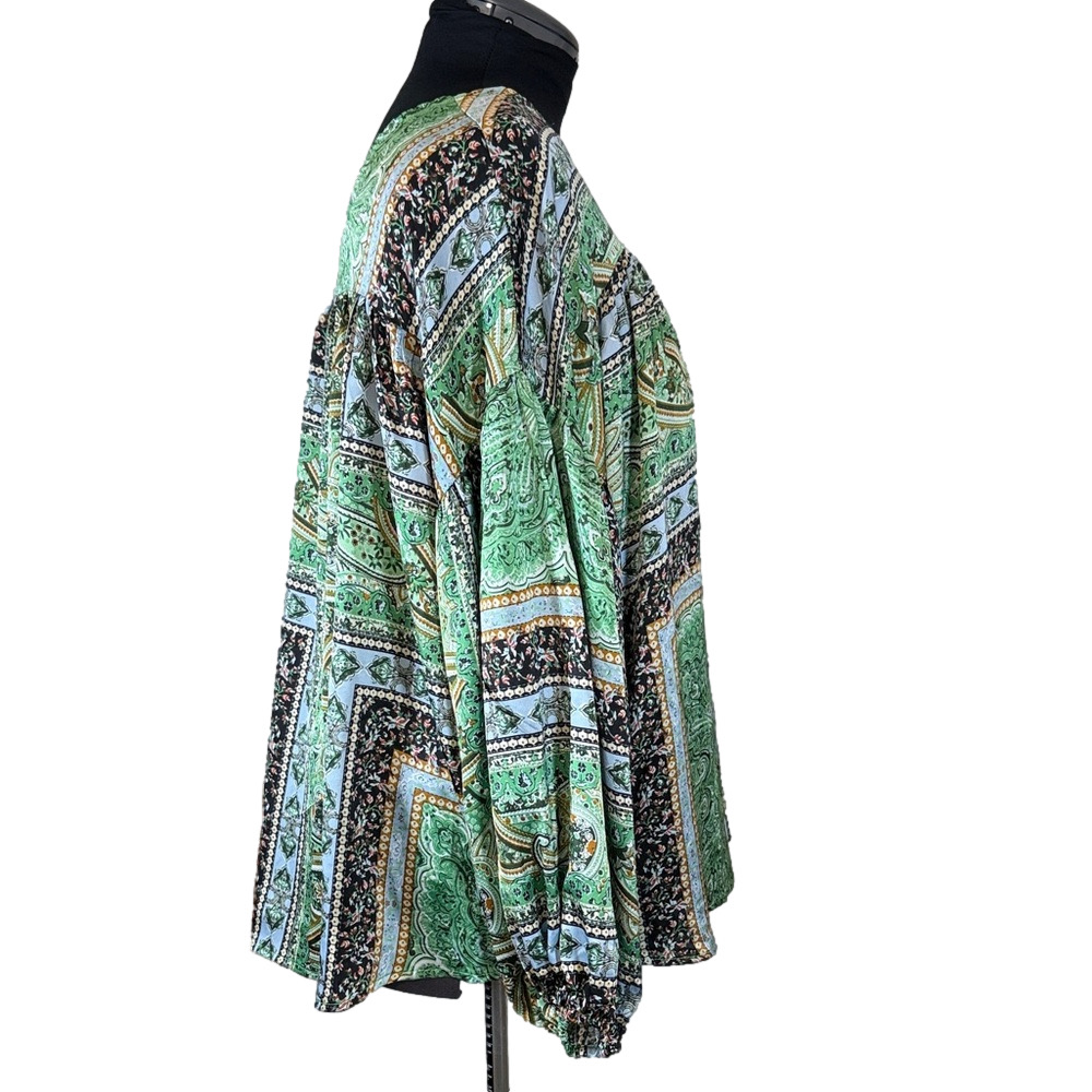 Chic Soul Green Paisley Balloon Sleeves Flowy Blouse SKU1473 - Picture 10 of 12